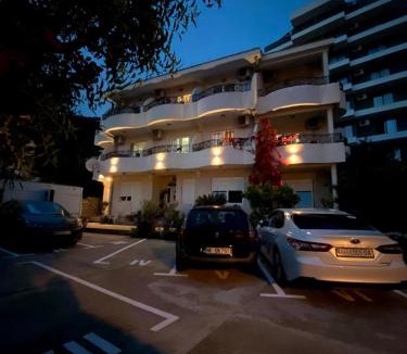Becici Apartment | Emilija