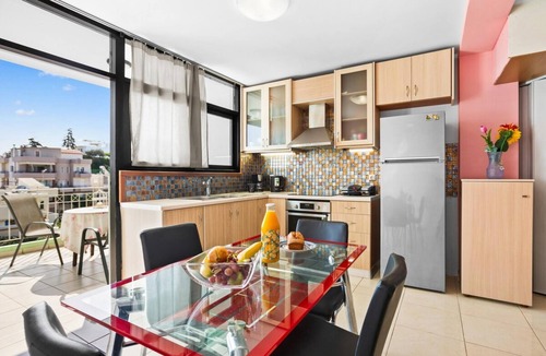 Vamvakopoulo Apartment | Emmanouel Maisonette near the Sea