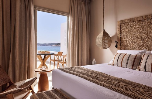 Platis Gialos Hotel | Enalion Suites Sifnos