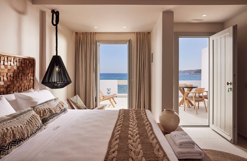 Platis Gialos Hotel | Enalion Suites Sifnos