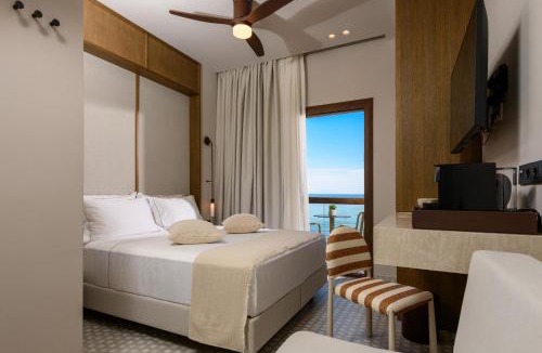 Chrisi Ammoudia Hotel | Enavlion Elegance Seaside Luxury