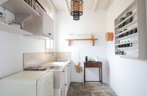 Tinos Town Apartment | Enea Tinos by TinosHost