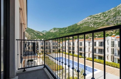 Risan Apartment | Enjoyable apartment with AC in charming Risan