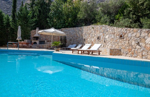 Melissopetra Villa | Epidavros Land Villa Antigoni