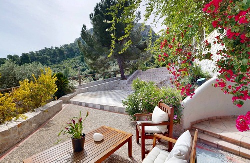 Melissopetra House | Epidavros Villas Voukamvilia Retreat Shared Pool
