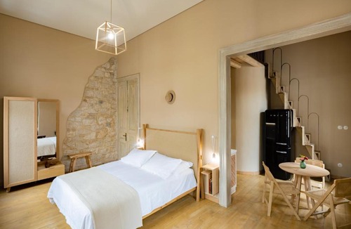 Patras Hotel | Eramai