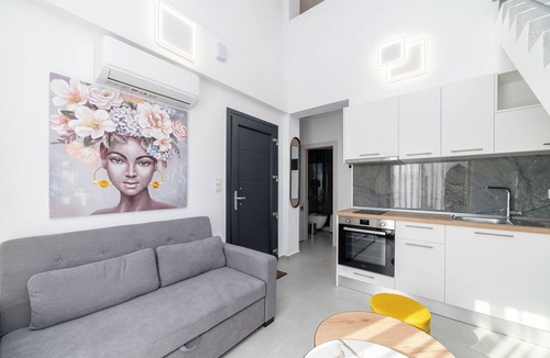 Ofrinion Villa | Erato - Two Bedroom Loft With Pool Access