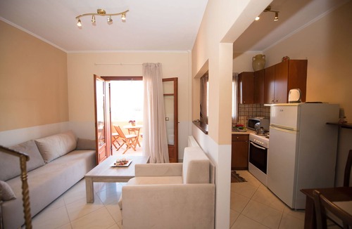 Erikousa Island Apartment | Ereikousa Villa 1 Ereikoussa