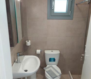 Parikia Hotel | Eri Hotel