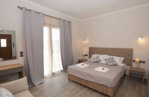 Erikousa Island Apartment | Erikousa Palace Double Suite 3