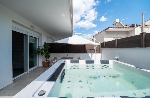 Keramoti Apartment | EriZen Jacuzzi suites