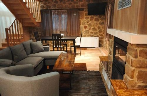 Synikia Mesi Trikalon House | Erofili