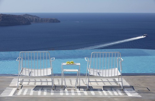 Fira House | Erosantorini Estate