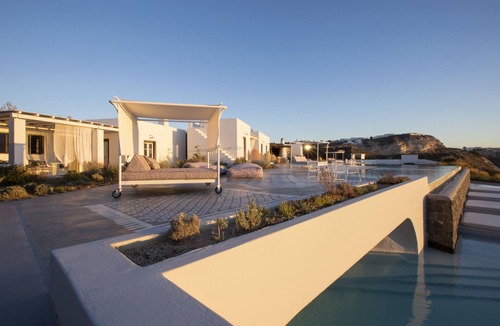 Fira House | Erosantorini Estate