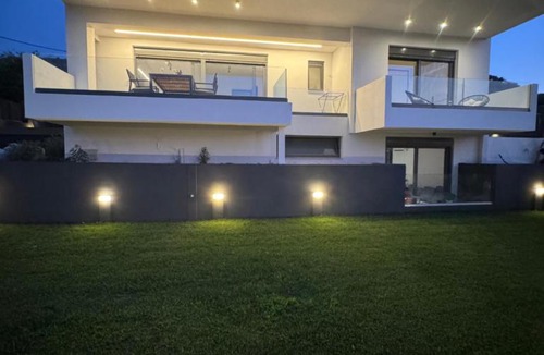 Porto Rafti Apartment | Escape Suites - Sea View