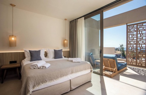 Kiotari Bed & Breakfast | Este Elegant Suites & Villas
