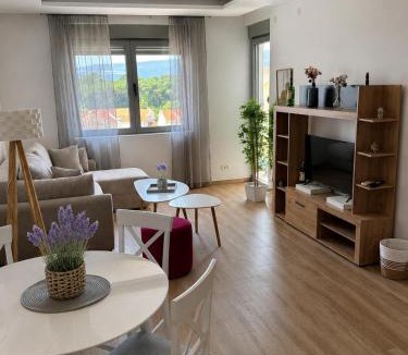 Tomicici Apartment | Eternal Bloom