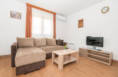 Njegusi Apartment | Ethno Village St George