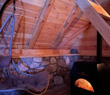 Savnik Ski Chalet | Etno katun Djedov do
