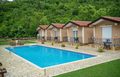 Rijeka Crnojevica Apartment | Etno Selo Grabovicka Jutra