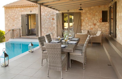 Manganos Villa | Euphoria Retreat