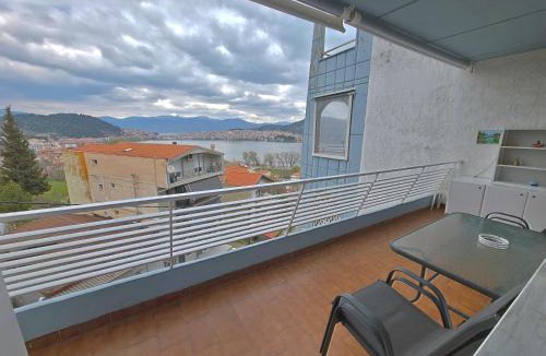 Maniakoi Apartment | Eva View