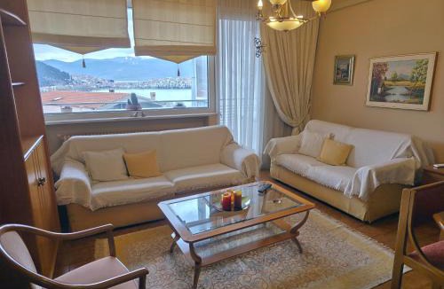 Maniakoi Apartment | Eva View