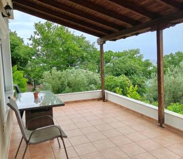 Agia House | Eveline house