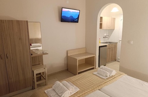 Kavos Apartment | Ever Green
