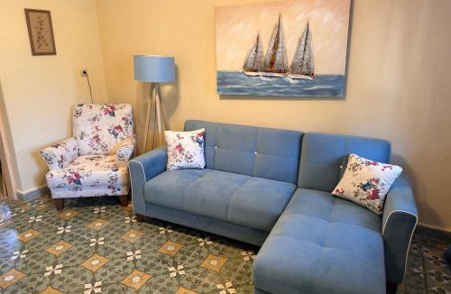 Aperio House | Everlasting Blue