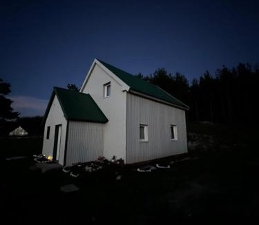 Njegovuđa House | Everpine house