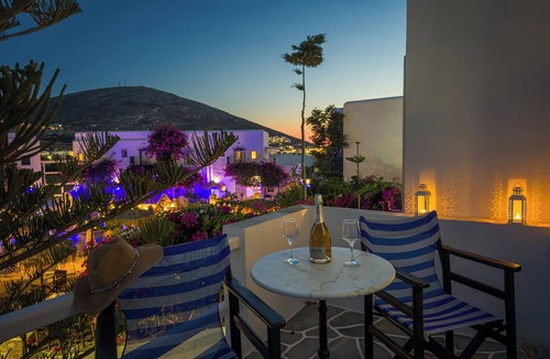 Folegandros Town Hotel | Evgenia Rooms