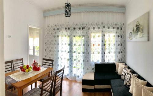 Kallirakhi House | Evmorfias House