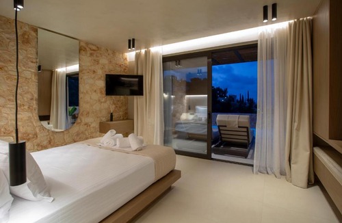 Agios Nikitas House | Evridiki's Villas & Suites