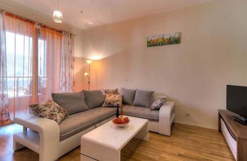 Boreti Apartment | Exclusive Luxury Villa in Dukley Gardens