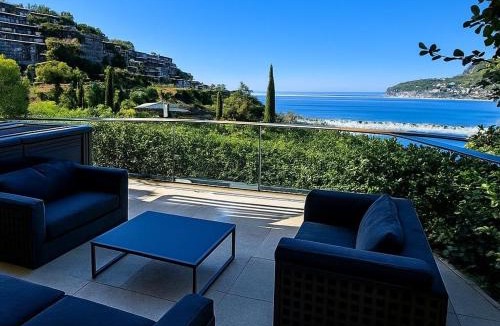 Boreti Villa | Exclusive Luxury Villa in Prestigious Coastal Enclave