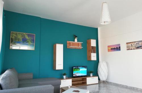 Alexandroupoli Apartment | Exotic Rooftop in Alexandroupolis