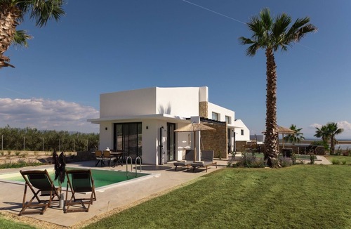 Nea Propontida Villa | Exotic Villa, Private Pool with Lagoon Views – Romantic Escape in Halkidiki