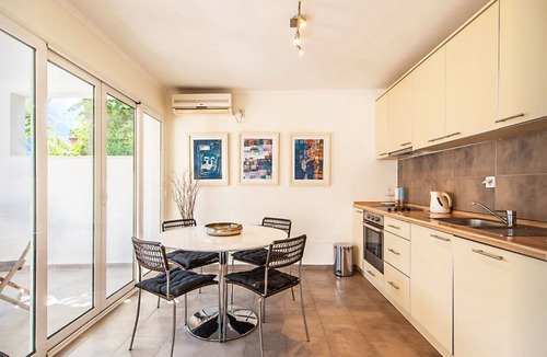 Prcanj House | Experience a unique atmosphere with friends and family