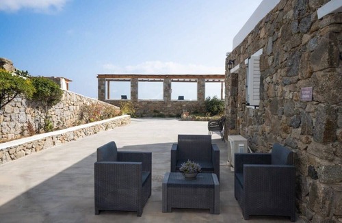 Plintri Apartment | Experience Mykonos Ruby Paradise with Shared Pool