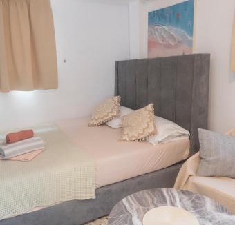 Khalkis Apartment | Explore Greece from Cozy City Centre Apartment