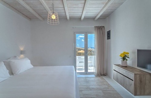 Elia Villa | Exquisite Mykonos Villa | Villa Septima | 1 Bedroom Suite