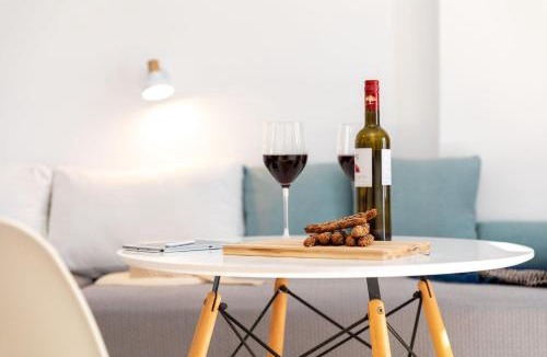 Naxos Town Villa | Exquisite Naxos Suite Deluxe Junior Suite Private Balcony