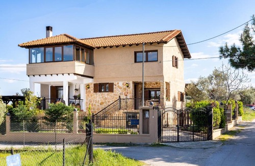 Agia Triada Apartment | F & B Collection - St Triada for 8 - Villa Niki