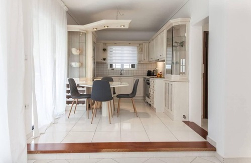 Palaio Faliro Apartment | Faliro Escape Modern Living