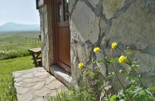 Virak House | Family Farm Bungalow