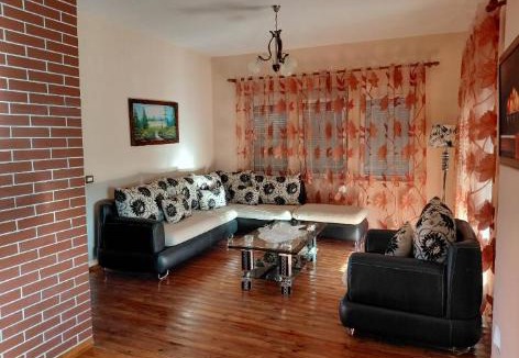 Korce House | Family-friendly