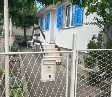 Rana Apartment | Family Guest House