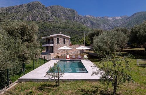Bar Villa | Family House Giardino Verde