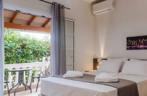 Kavos House | Family House South Corfu